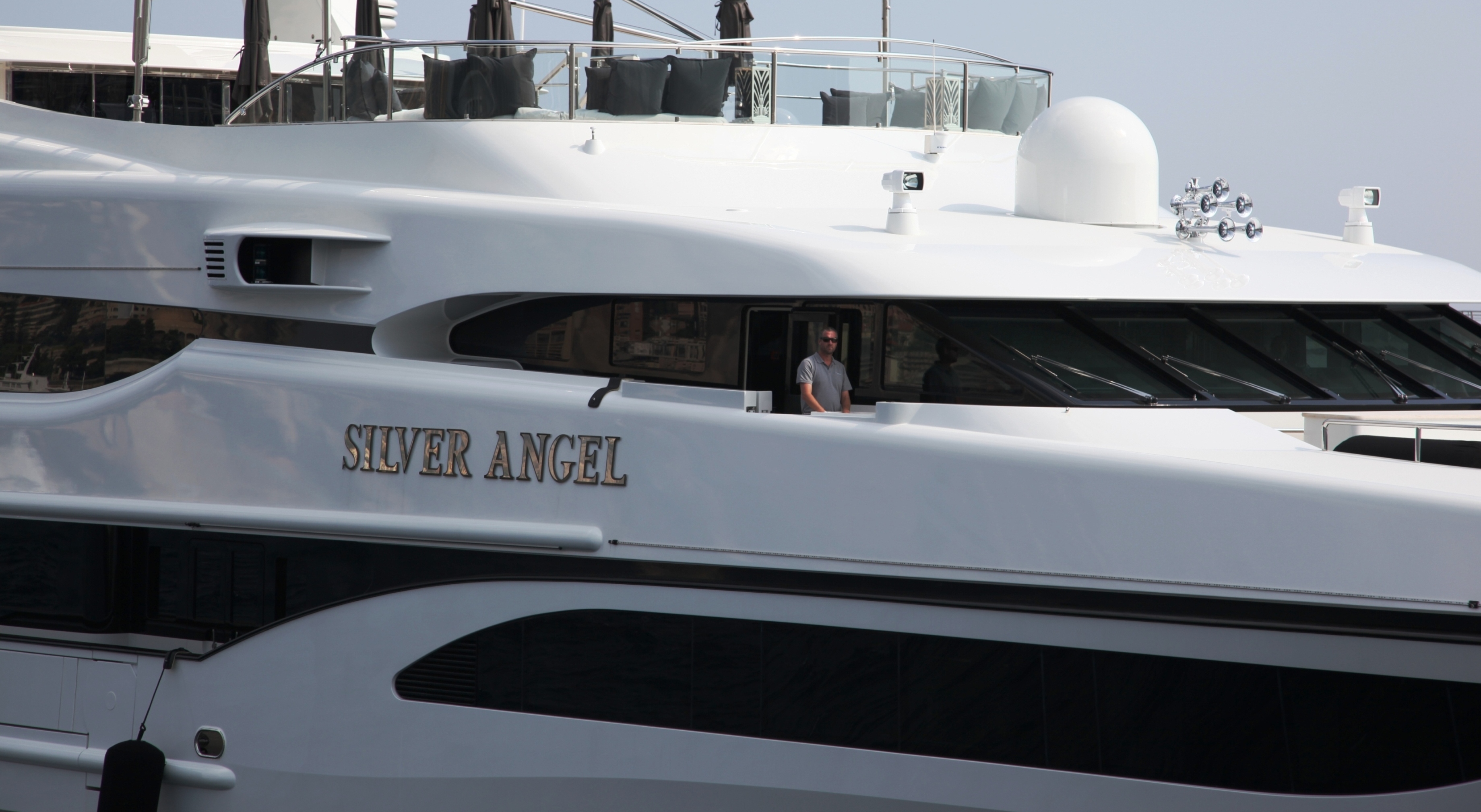 silver angel yacht proprietario